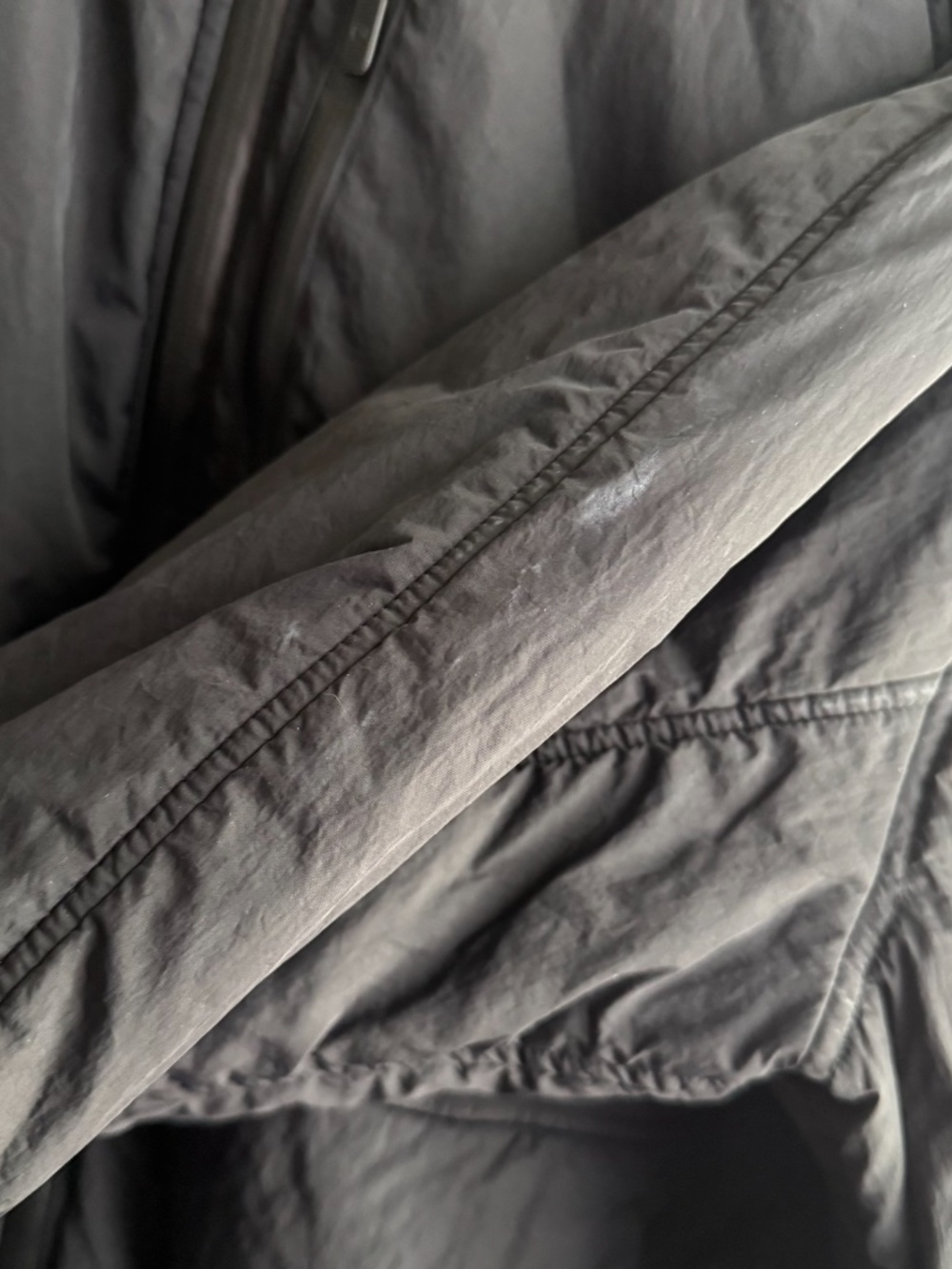 LULULEMON SHORT INSULATED BOMBER JACKET SIZE 12 - Picture 8 of 13